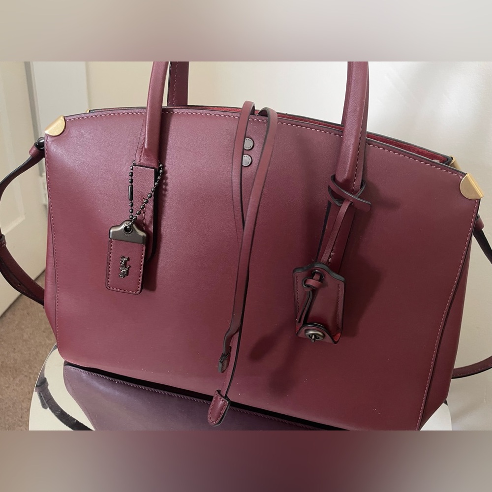 NWT Burgundy Coach Glovetanned Leather Cooper Carryall Tote - Picture 4 of 8